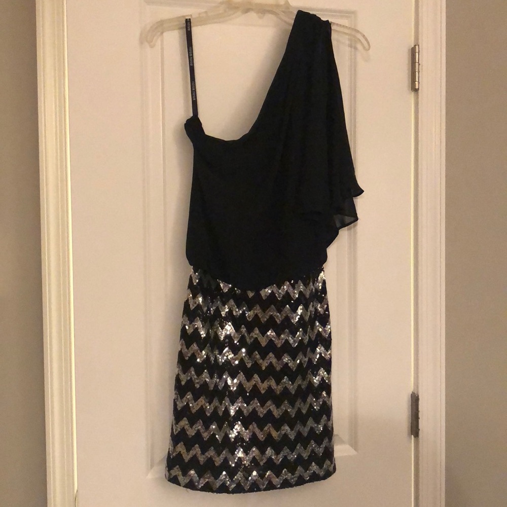 Black & Sliver Bisou Bisou Formal Dress
